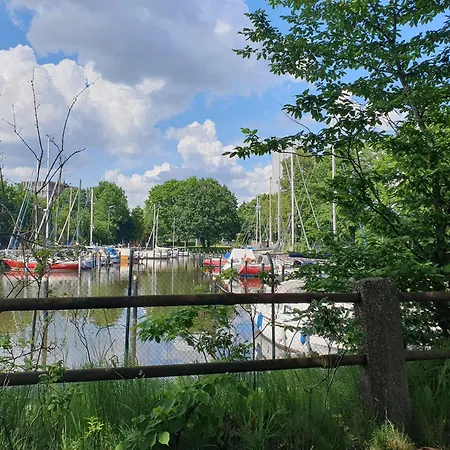 Apartamento Moebeliertes Wohnen Auf Zeit Am Yachthafen Bremerhaven Exterior foto